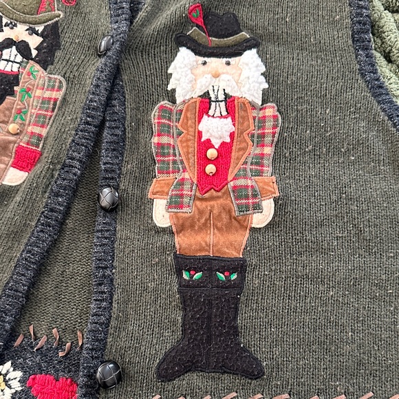 Vintage Nutcracker Embroidered Cardigan Vest - Picture 3 of 8